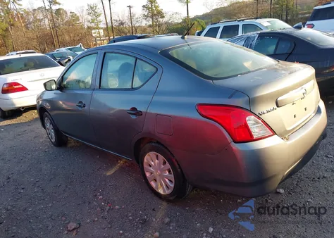 2016 Nissan Versa 1.6 S из США, поврежденный, VIN 3N1CN7AP4GL879912